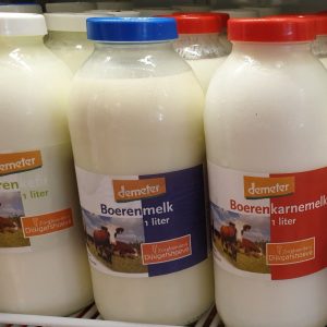 Biologische Dynamische melk, yoghurt, karnemelk, kefir, kwark of boter van Zorgboerderij De Dijkgatshoeve